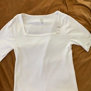 Short sleeved whit t-shirt